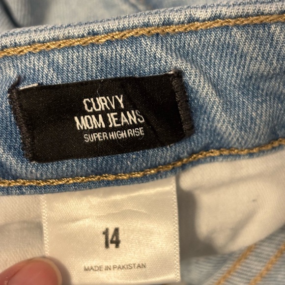 Express Distressed Denim Straight Leg Jeans - Picture 3 of 9